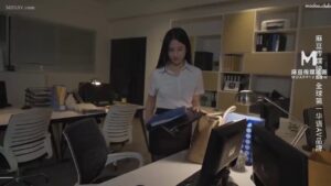 สาวหุ่นดีโดนควยยักษ์ซอยหีโหดแตกในคาหีคาห้อง