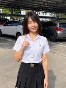 สาวม.ปลายหีเนียนขาว นมจิ๋วเงี่ยนจัด นอนพื้นล้วงหีซอยควยนิ้ว ครางเสียวน้ำเงี่ยนพุ่งทะลัก