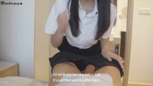 สาวเวียดนามตัวเล็กคอนโดหรู โดนแฟนซอยหีสดแรงแตกในพุ่งกระจาย น้ำเงี่ยนทะลักเต็มที่นอน